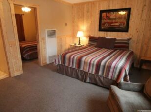 Suites, Red Lodge Inn