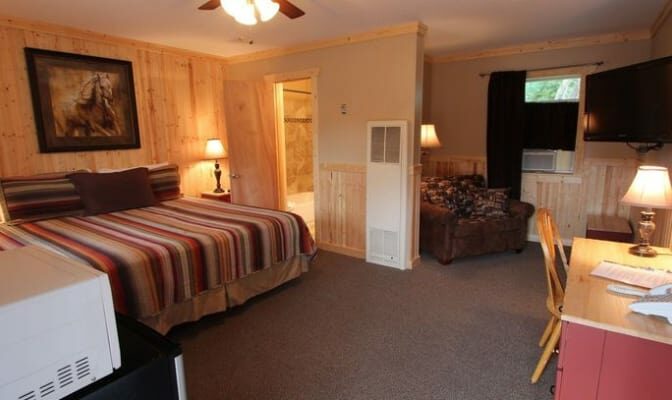 Accommodations, Red Lodge Inn